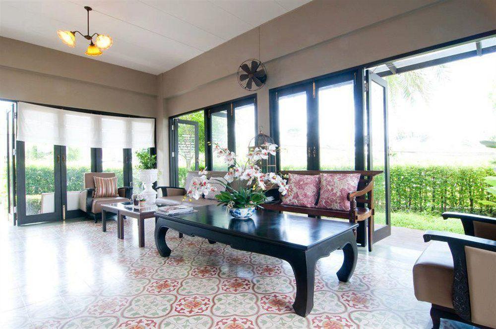Ploen Pattaya Residence By Tolani Εξωτερικό φωτογραφία